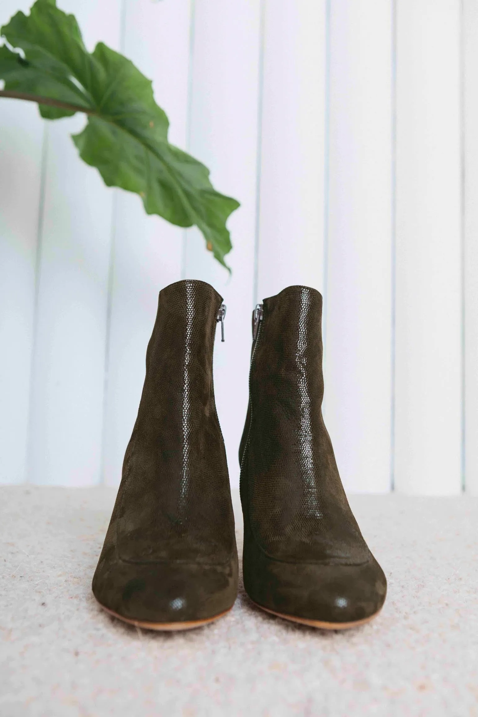 Bottines Swann kaki velours reptile