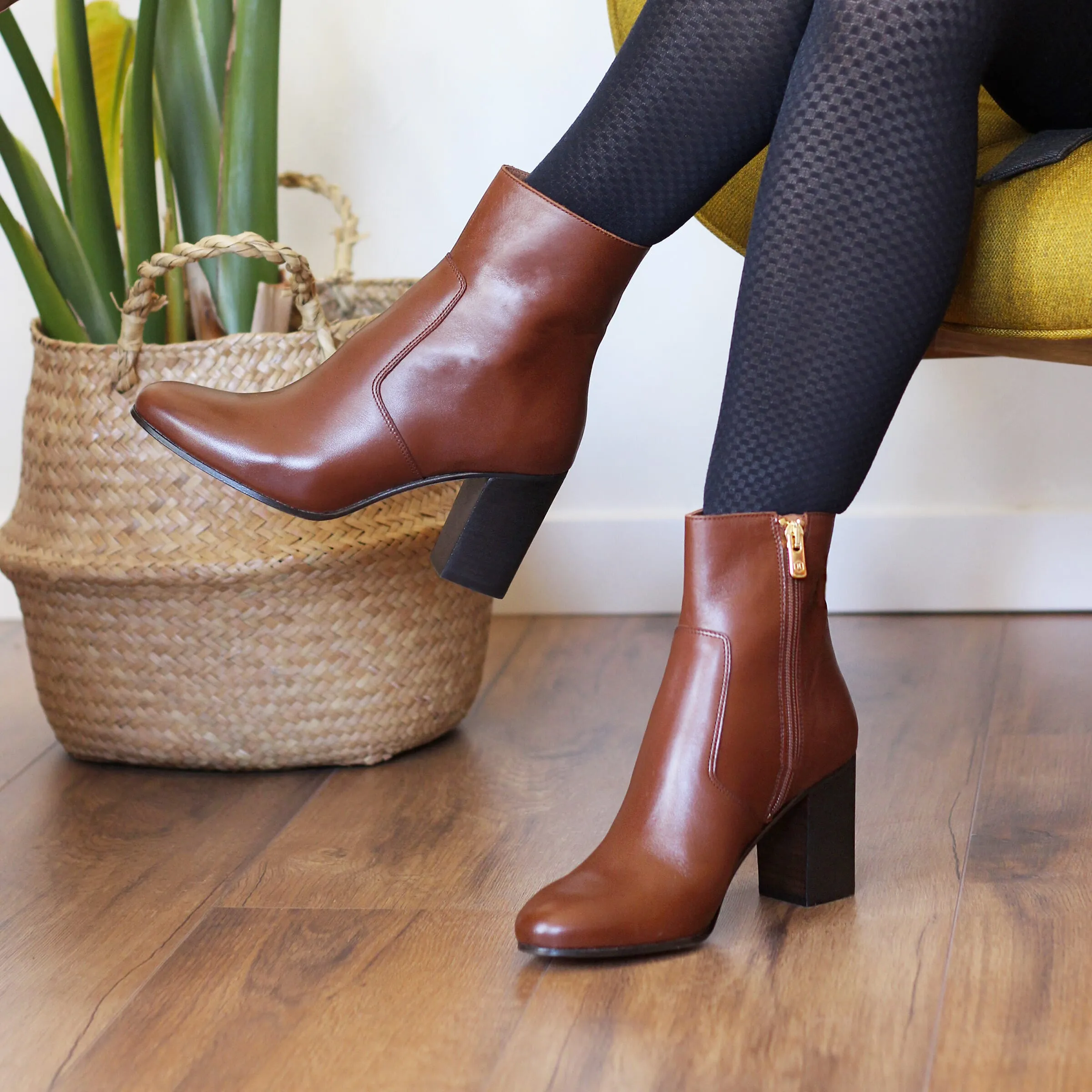Bottines talon essentielles cuir camel
