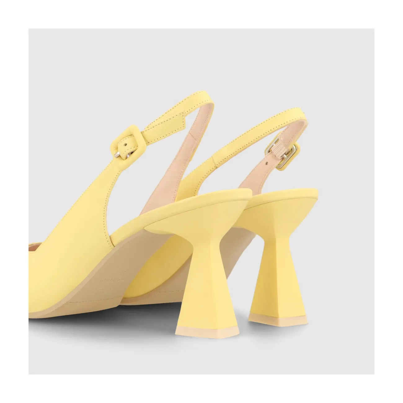 Escarpins femme à talon ouvert en cuir de couleur jaune | LODI Chaussures pour femme en ligne.