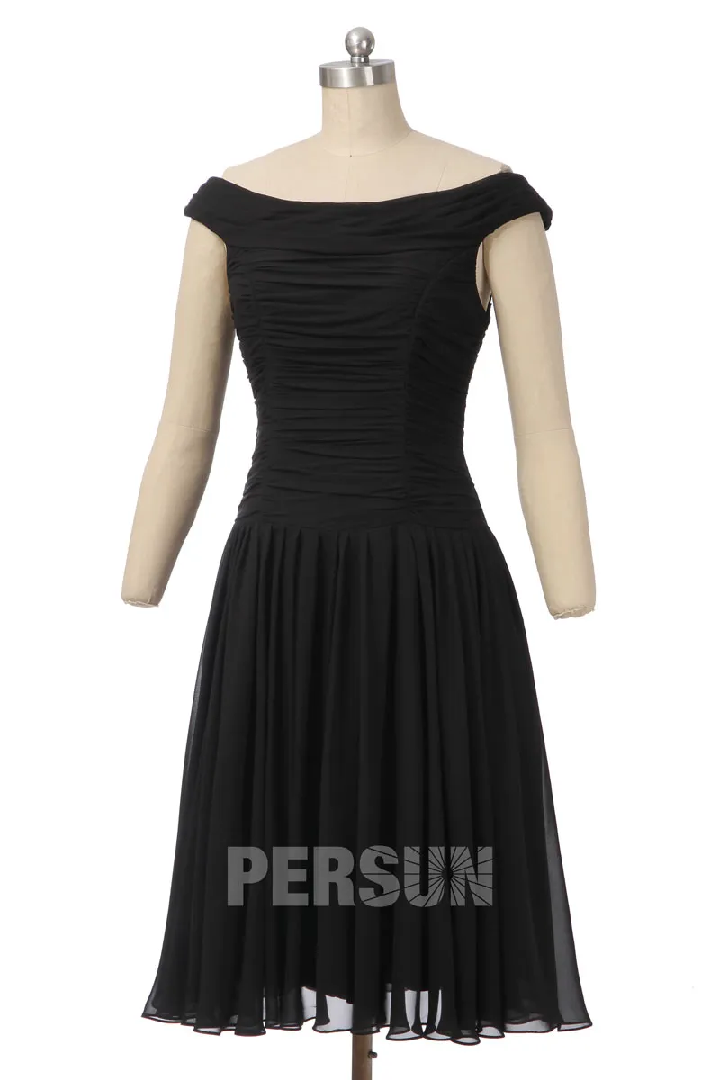 Robe demoiselle d'honneur en mousseline rose à encolure bateau